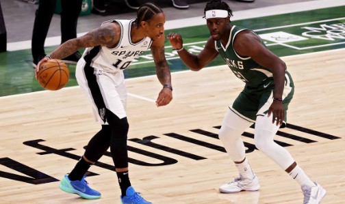  字母哥达成生涯第60次双十数据  