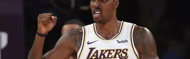  詹姆斯生涯总得分突破四万分  