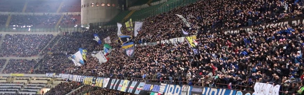  尤文球迷横幅抗议管理层，要求重聘体育总监  