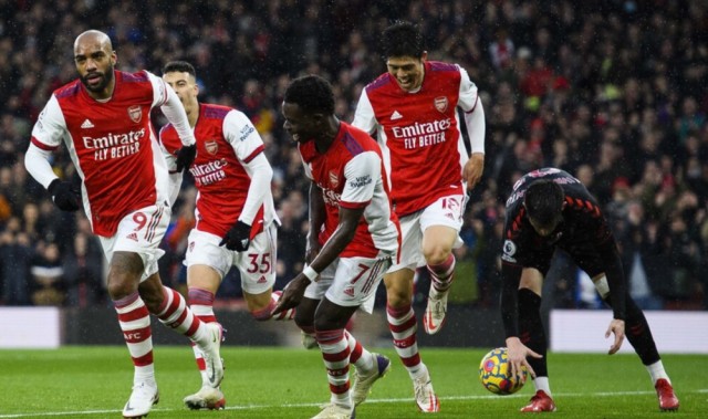  阿森纳门神拉姆斯代尔屡献神扑枪手零封曼城止连败  