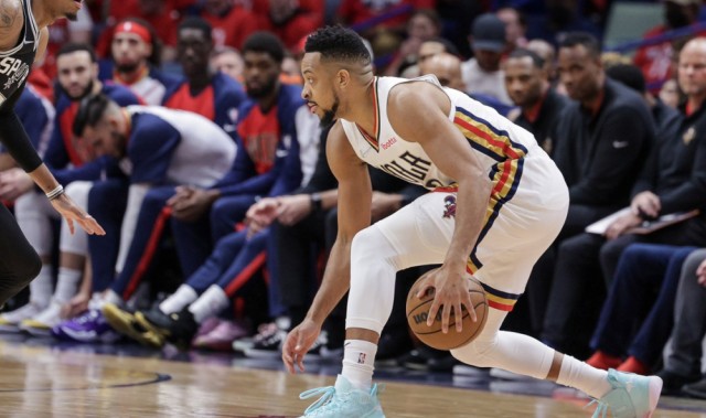  开拓者交易CJ麦科勒姆至鹈鹕  