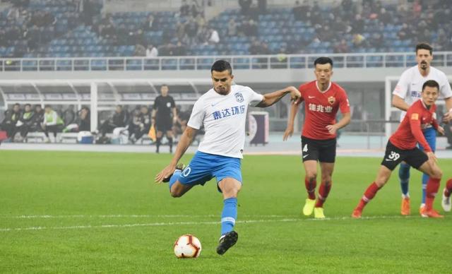  法甲联盟推出新规，外援登场人数受限制  