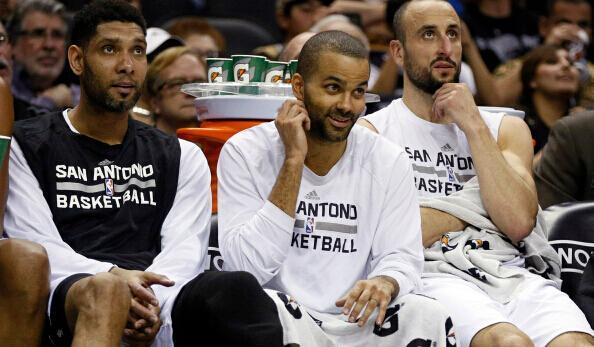  亚历山大全面表现砍三十加，雷霆击溃马刺收获重要胜利